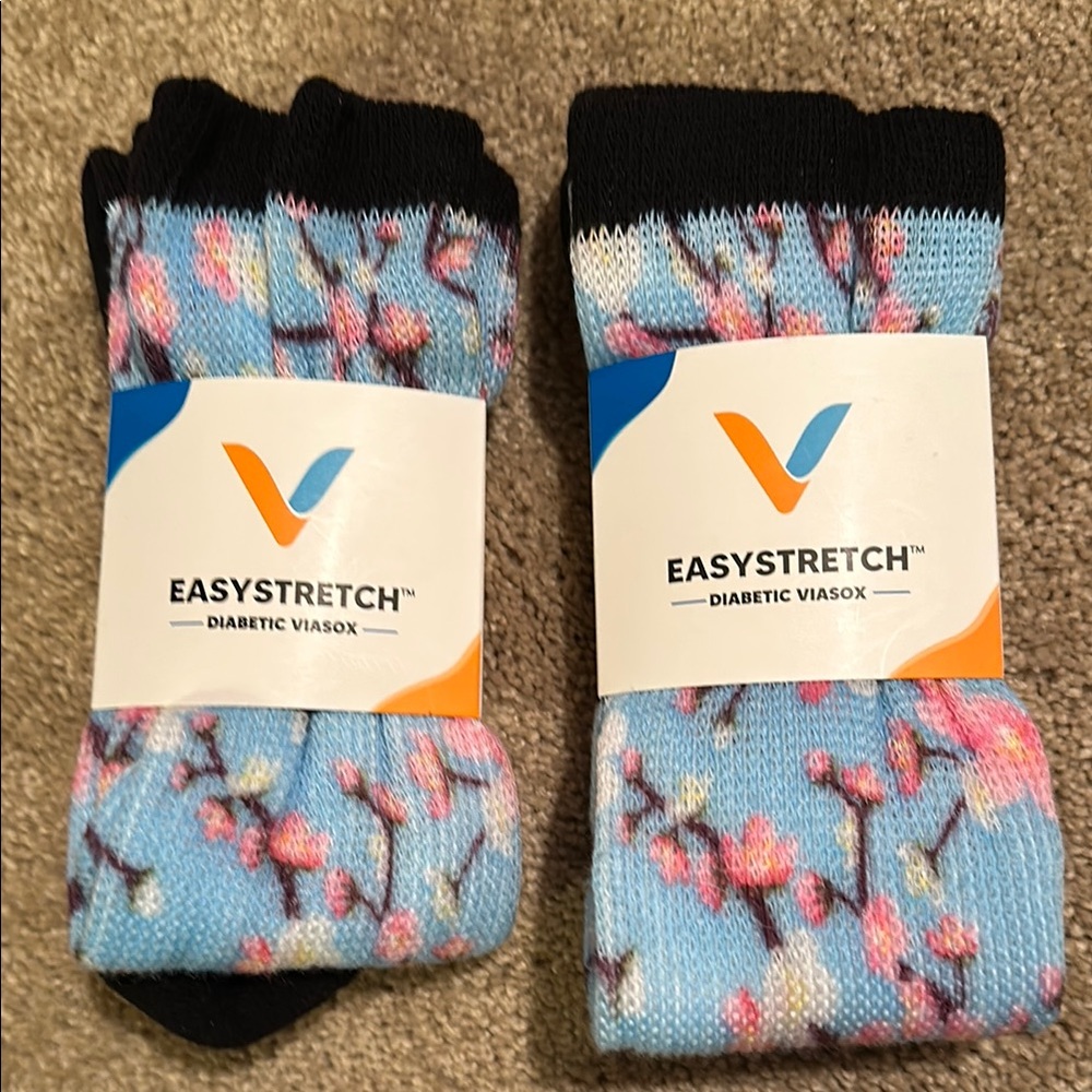 Easy stretch diabetic Viasox.  Size L.  Cherry blossom print. NWT